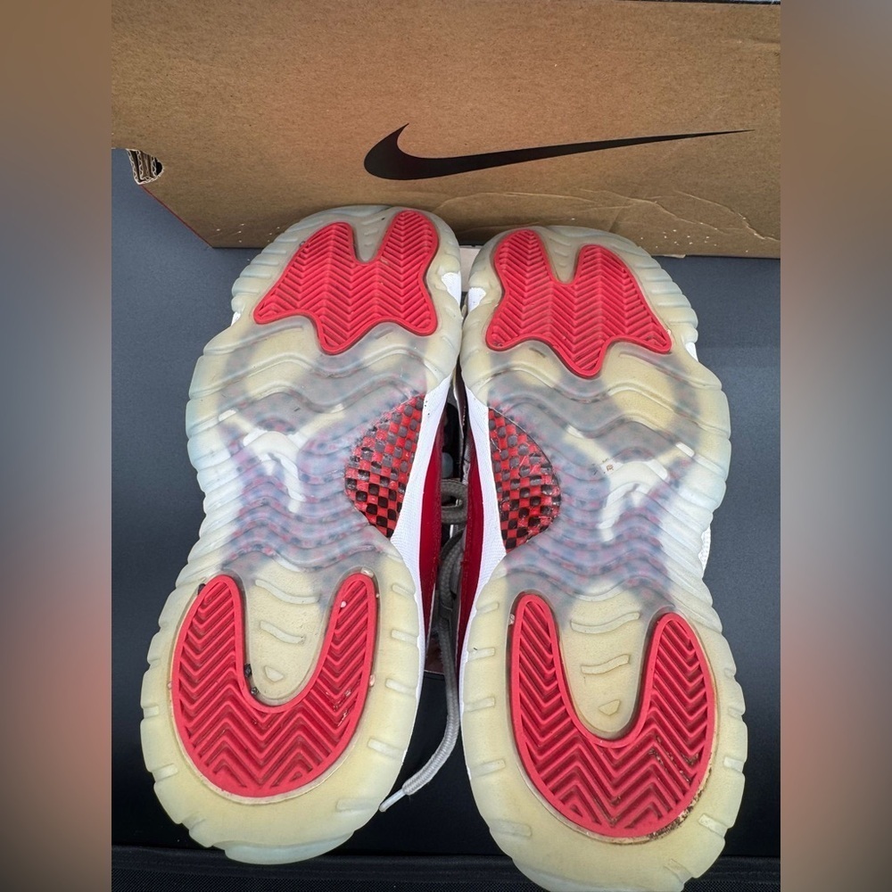 Nike Red and White Retro Sneakers - Picture 3 of 9